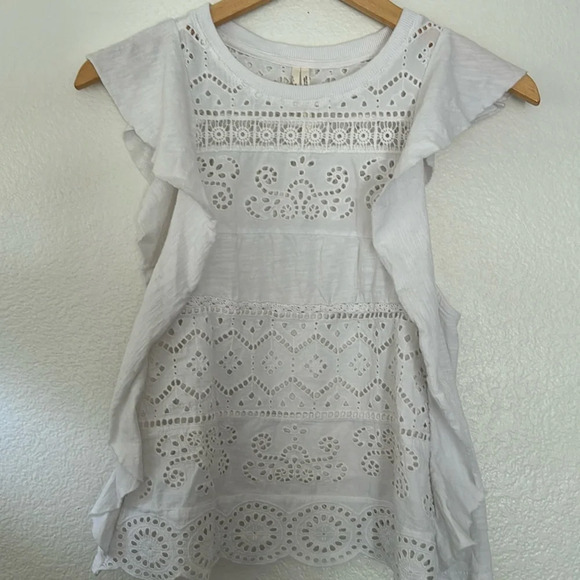 Anthropologie Tops - 🤎Anthropologie eyelet top